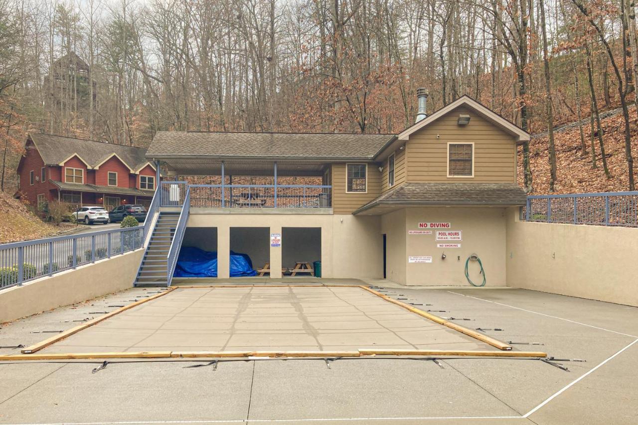 The Lazy Bear Villa Pigeon Forge Buitenkant foto